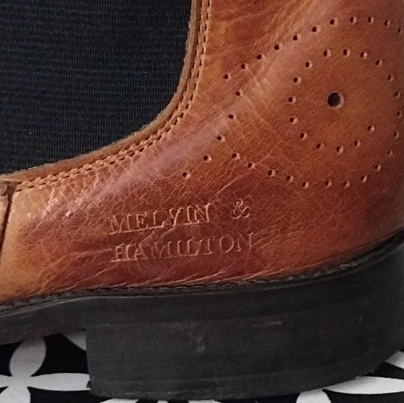 Melvin & Hamilton 'Betty' Chelsea Boots - Picture 6 of 9